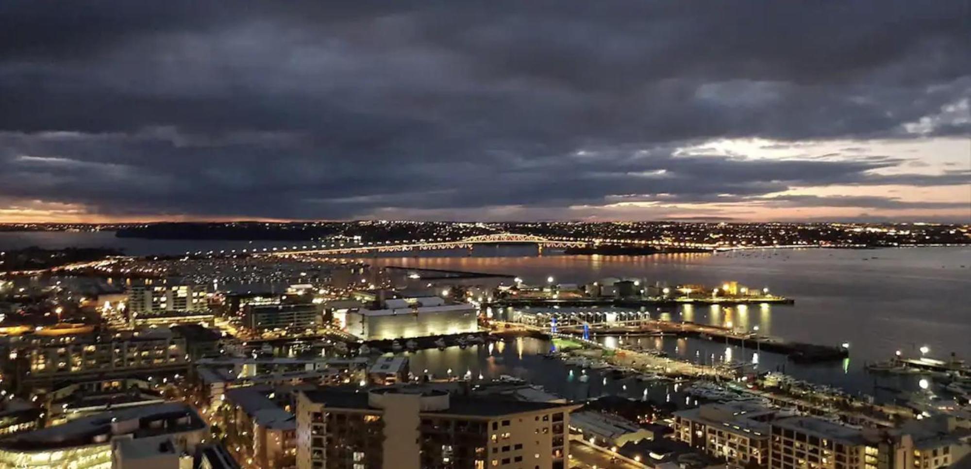 Magnificent Skytower, Sea, Habour View In Cbd Leilighet Auckland Eksteriør bilde